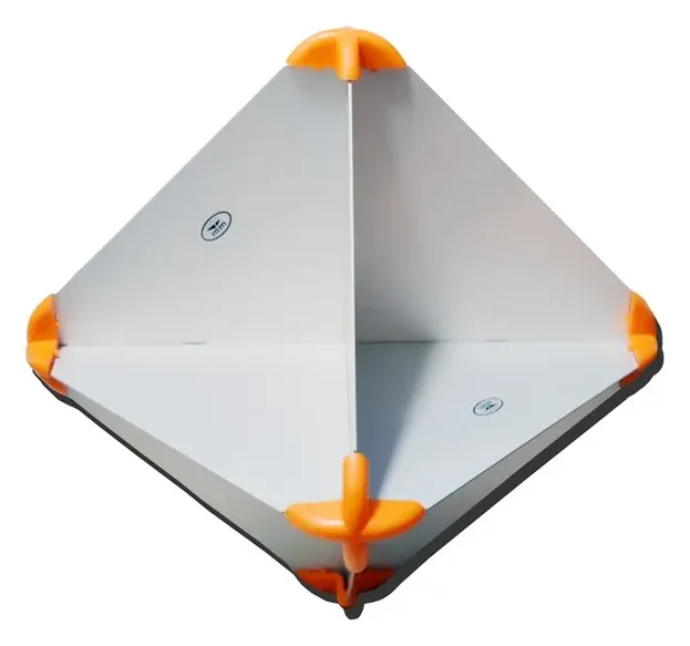 MM radar reflector MMRR01 seen from another angle